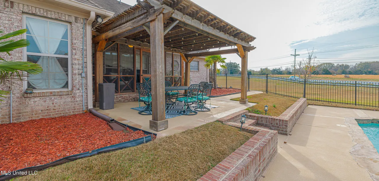 Patio and pool area in Madison, MS